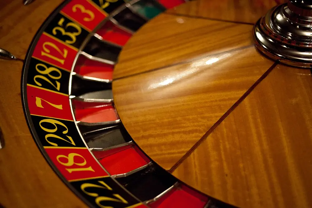 best online casino games in ghana - spinning roulette wheel