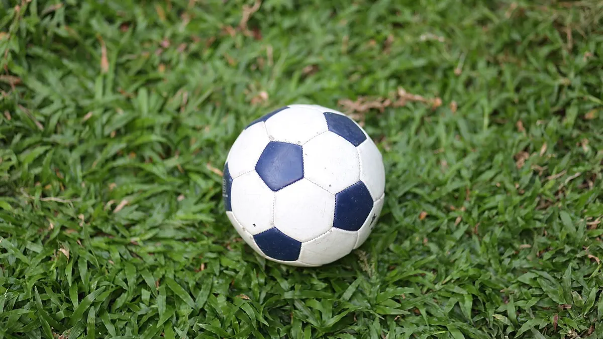 Football on a pitch - how to bet on minor league baseball